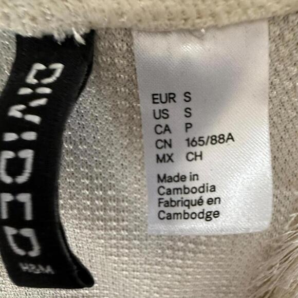 H&M Cream Faux Fur Shaggy Long Sleeve Open Front Cardigan Women’s Small - Picture 4 of 6